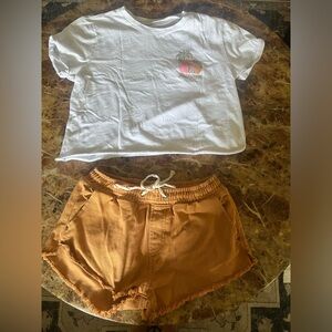 Billabong Women's Top and Shorts